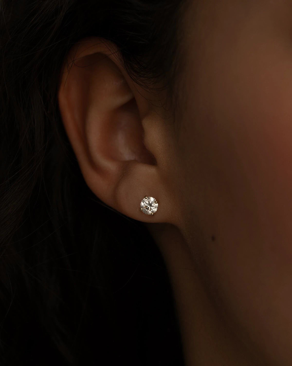 Mira Earring Moissanite